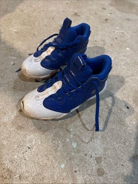 Under Armour Boys Royal Blue and White Baseball Cleats
